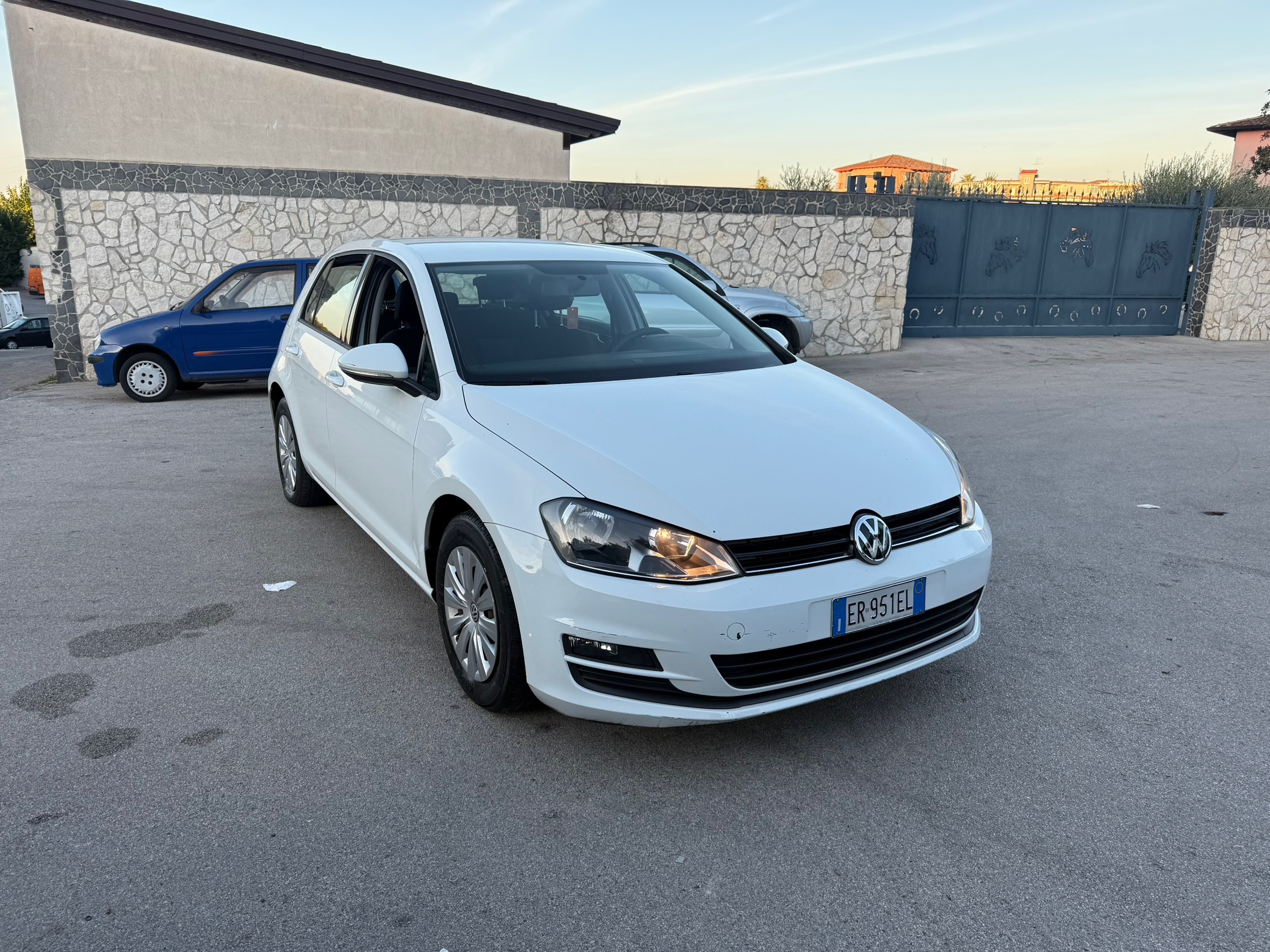 Volkswagen Golf 1.2 Tfsi 7300€