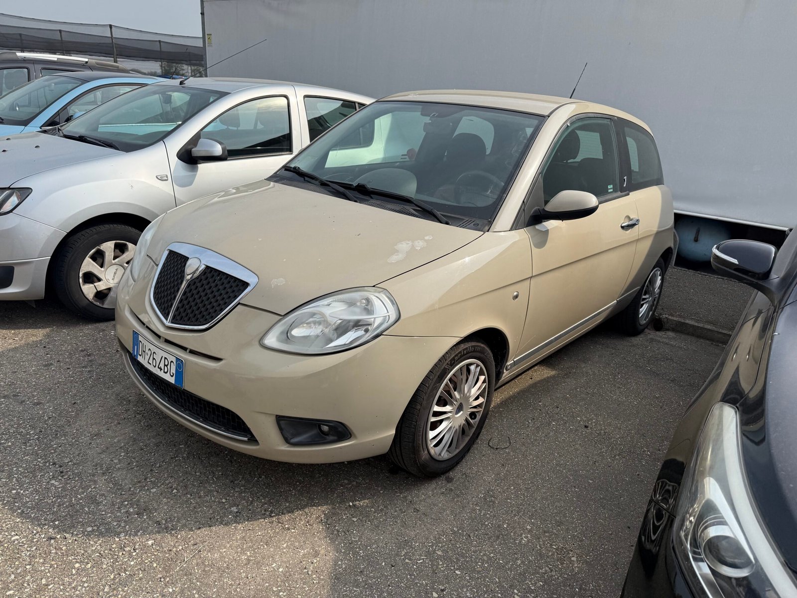 Lancia Ypsilon 1.2 8V